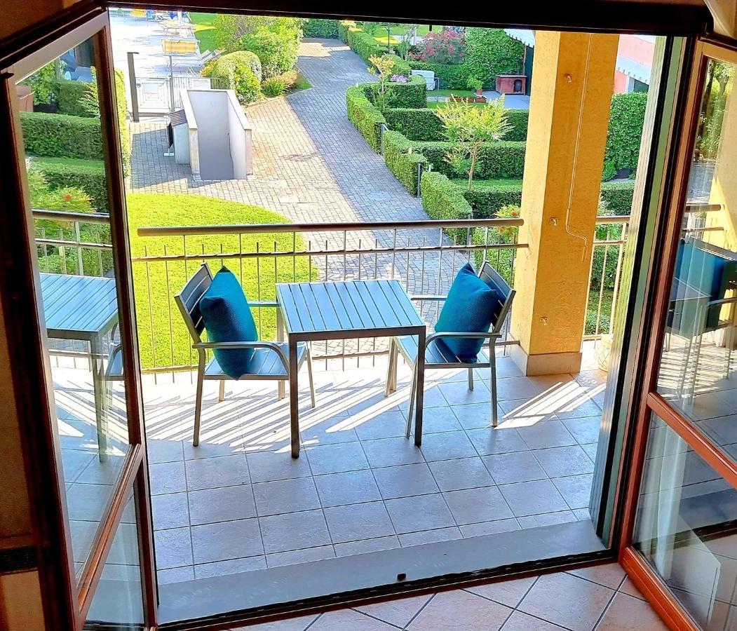 Dolce Blu Sirmione Daire Rivoltella del Garda Dış mekan fotoğraf